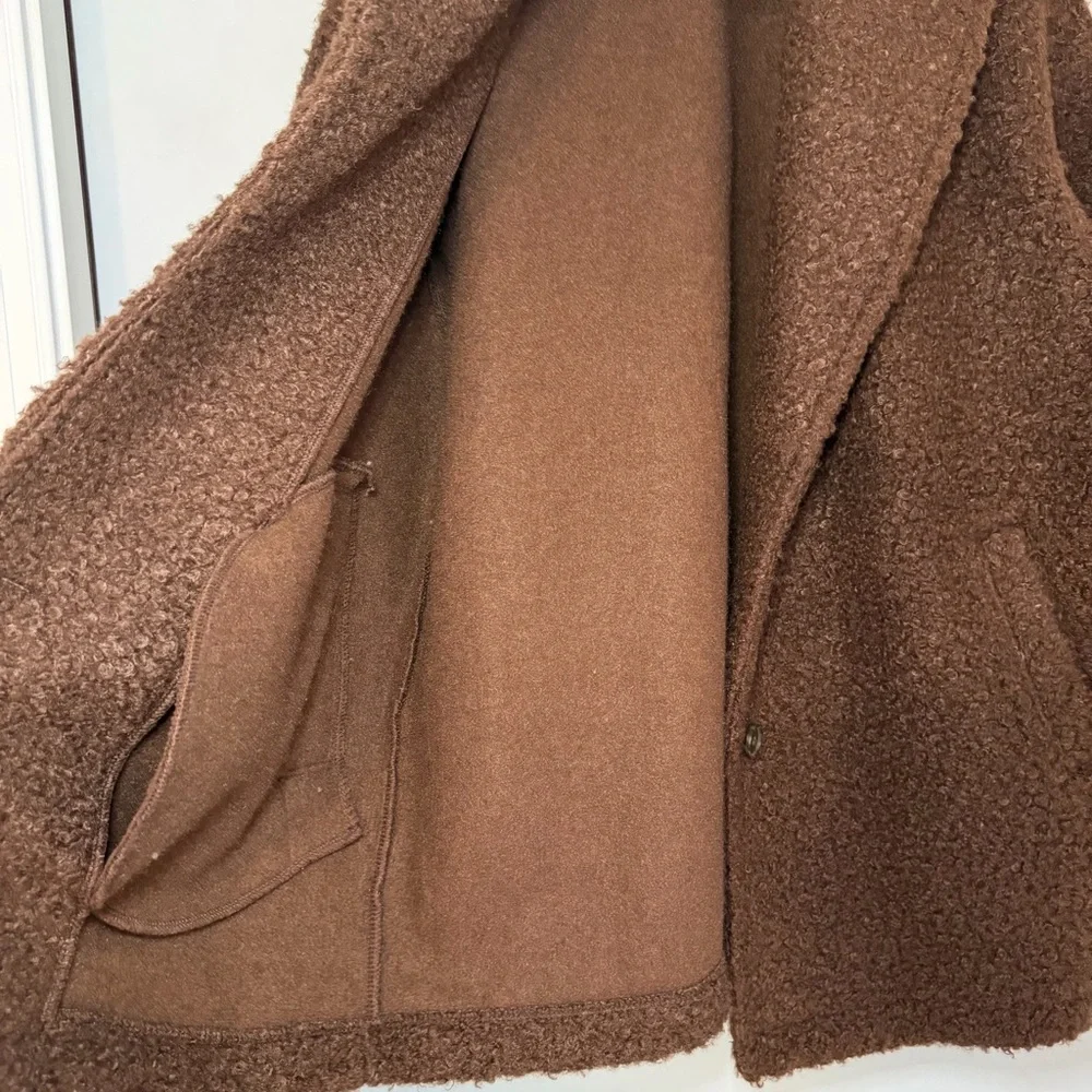 Madewell Pebbled Faux Shearling Shawl Collar Coat – Size M | Cozy Cottage - Picture 4 of 15